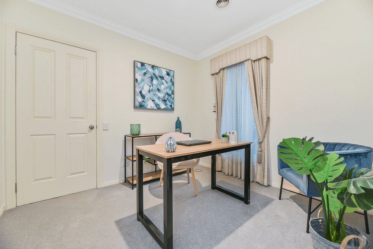 34 Edgbaston Circuit, BERWICK, VIC 3806