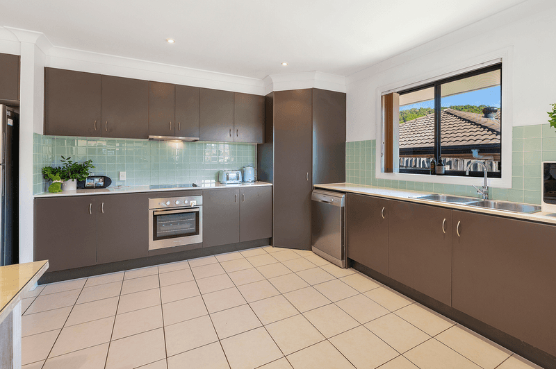 23 Craigs Way, MAUDSLAND, QLD 4210