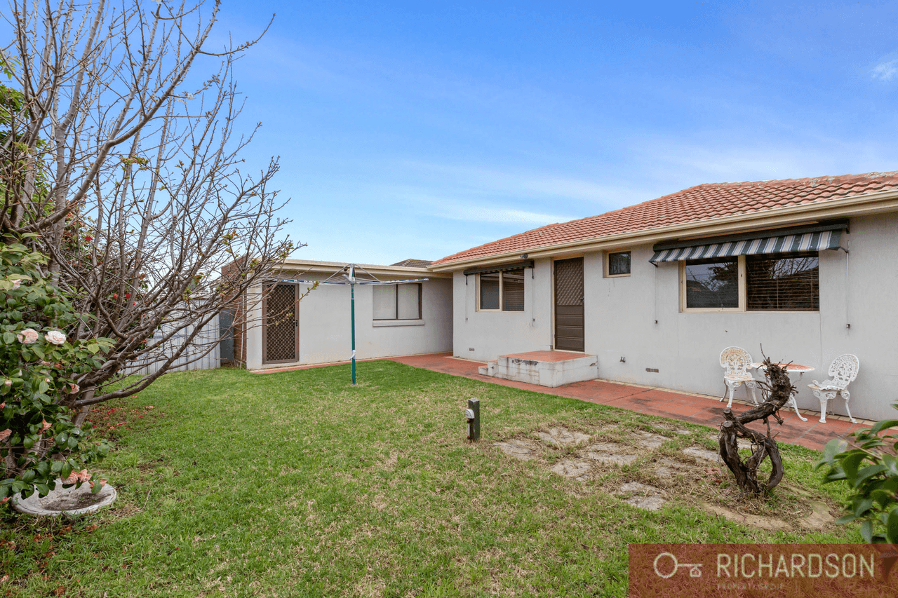 11 Scherman Drive, Altona Meadows, VIC 3028