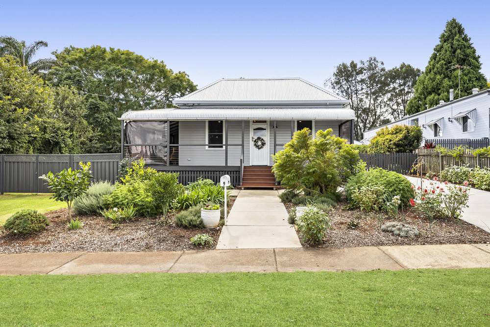 9 Lemnos Street, Harlaxton, QLD 4350