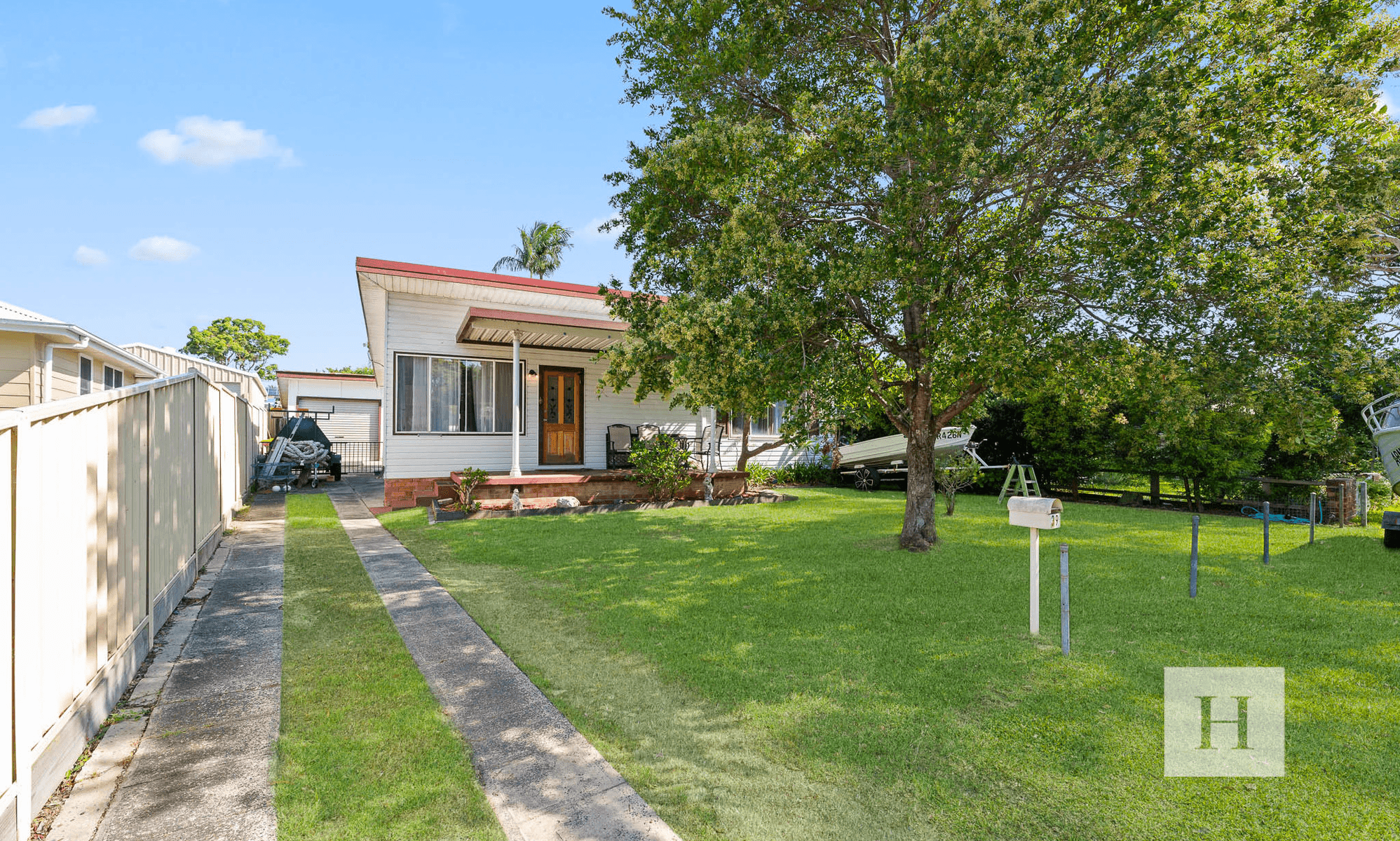 39 Dunvegan Street, Mannering Park, NSW 2259