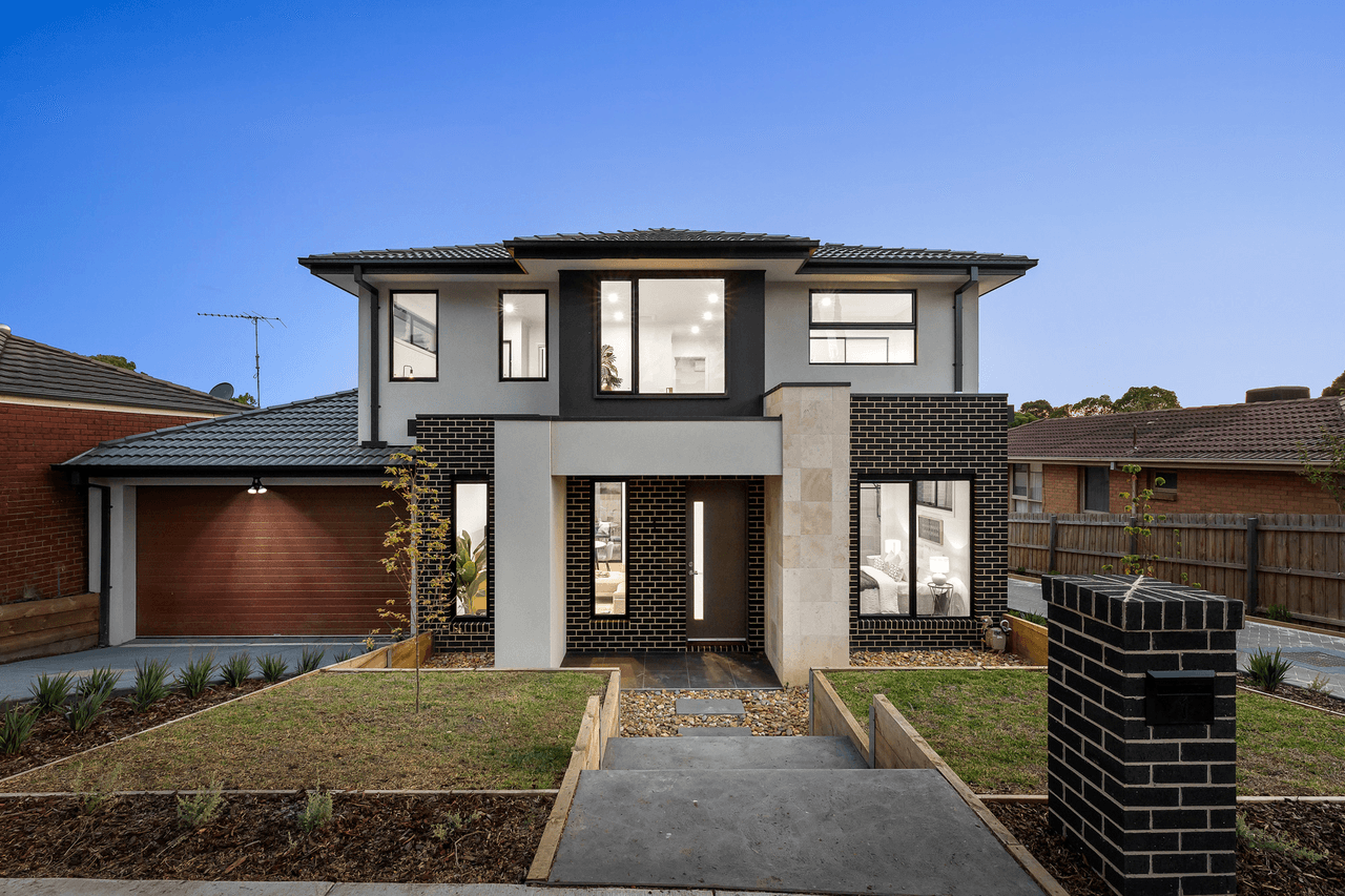 1/3 McCubbin Street, BURWOOD, VIC 3125