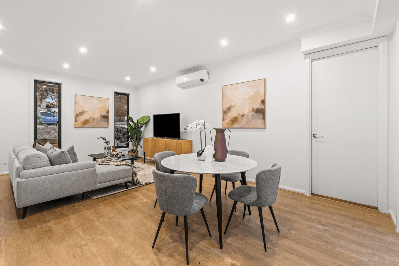 1/3 McCubbin Street, BURWOOD, VIC 3125