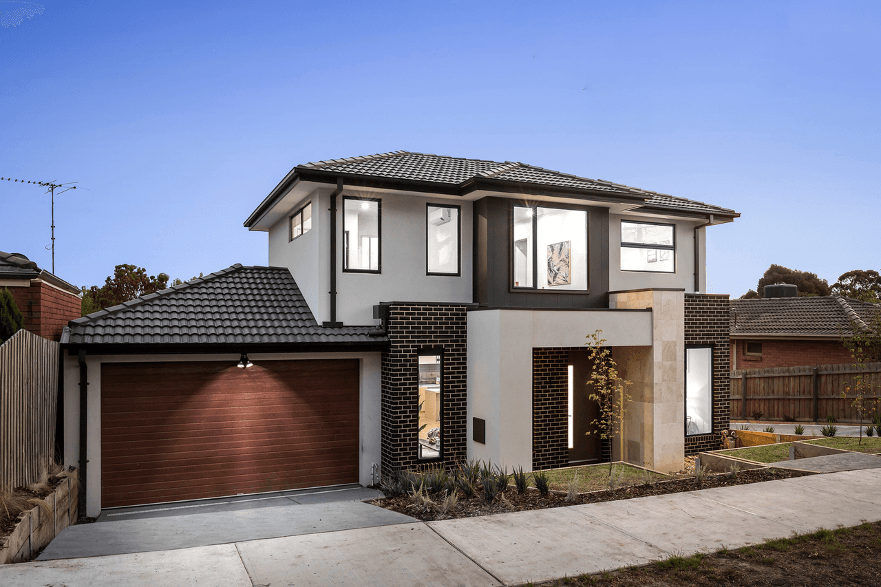1/3 McCubbin Street, BURWOOD, VIC 3125