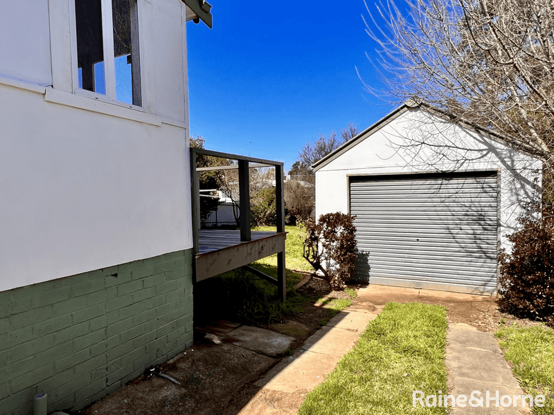 26 Brock Street, YOUNG, NSW 2594