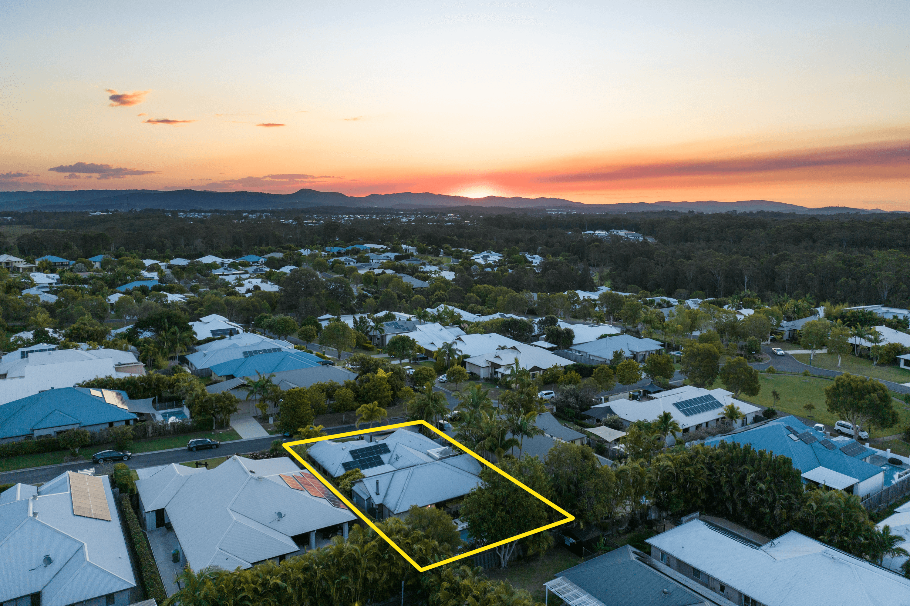 16 Ceil Circuit, COOMERA WATERS, QLD 4209