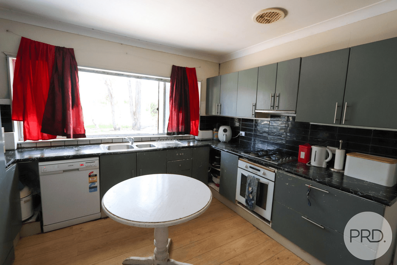 34 CARABOST Street, ROSEWOOD, NSW 2652
