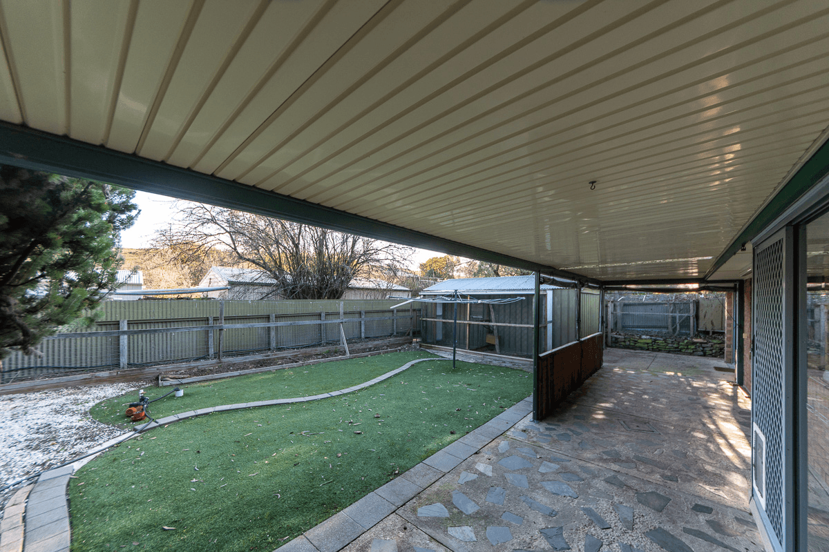 4 Adelaide Road, TUNGKILLO, SA 5236