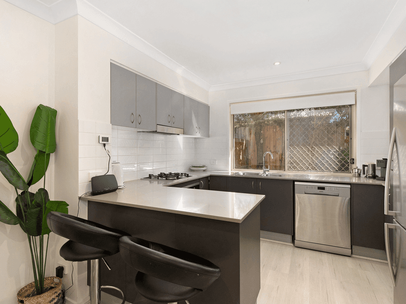 25/2 Weir Drive, UPPER COOMERA, QLD 4209