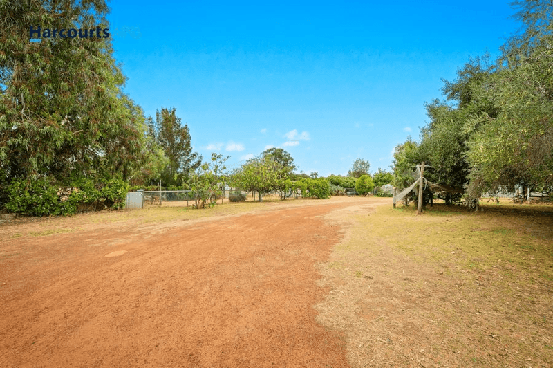 42 Lillydale Road, NORTH BOYANUP, WA 6237