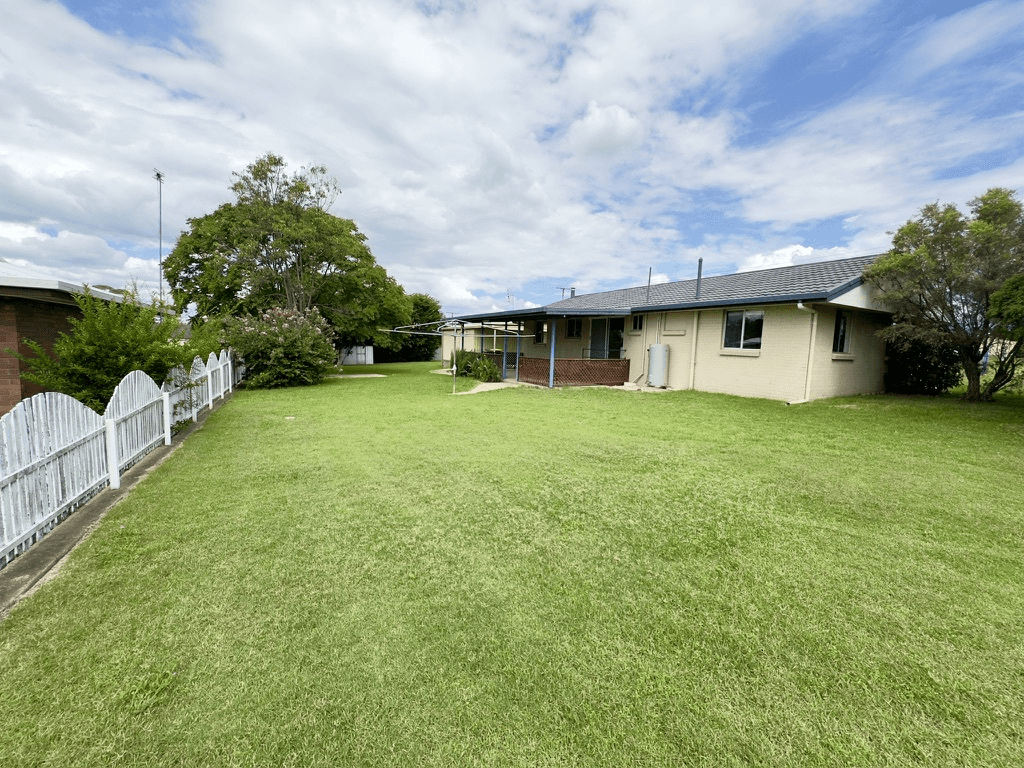 31 Baguley St, Warwick, QLD 4370