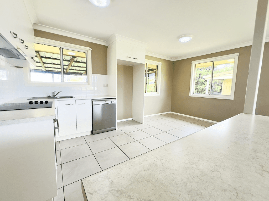 31 Baguley St, Warwick, QLD 4370