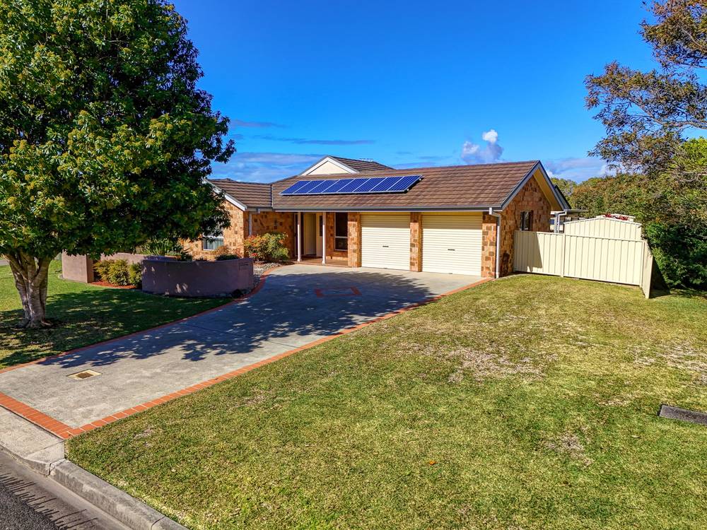155 The Southern Parkway, Forster, NSW 2428