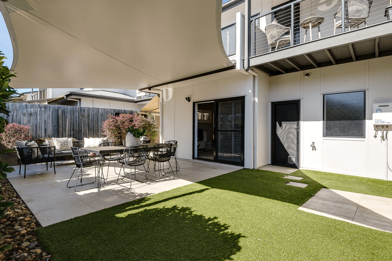 6 Reach Place, BULIMBA, QLD 4171