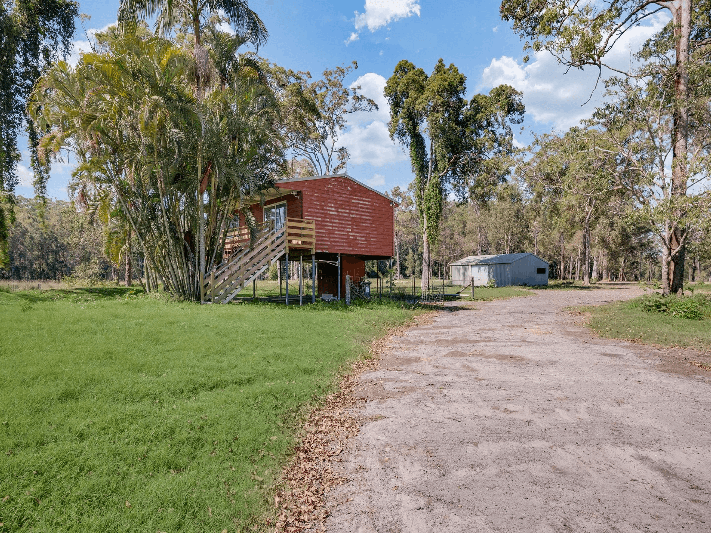 81 Rainforest Drive, MERIDAN PLAINS, QLD 4551