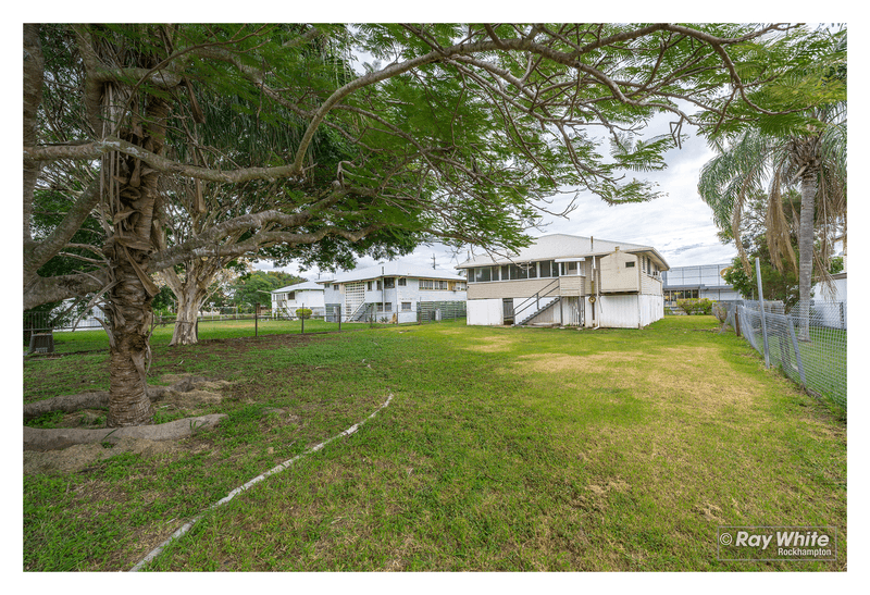 19 Main Street, PARK AVENUE, QLD 4701