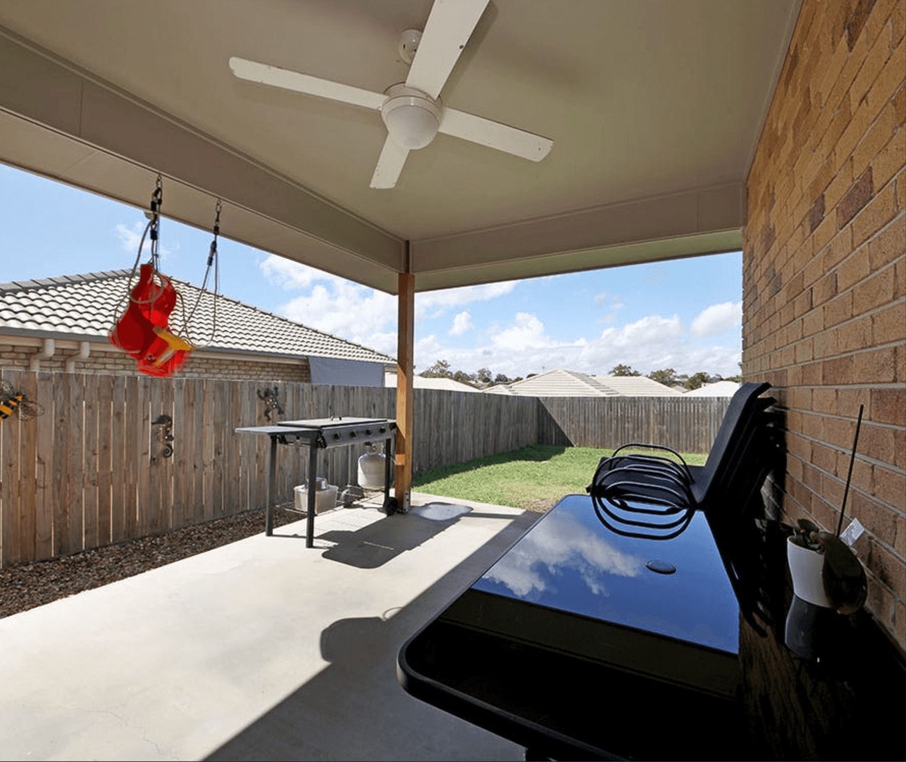 3 Applewood Court, Kallangur, QLD 4503