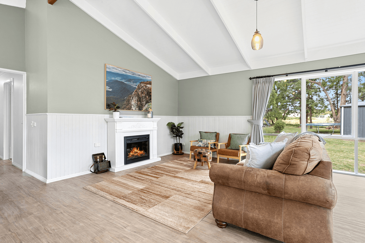 119 Feeneys Lane, BENLOCH, VIC 3435
