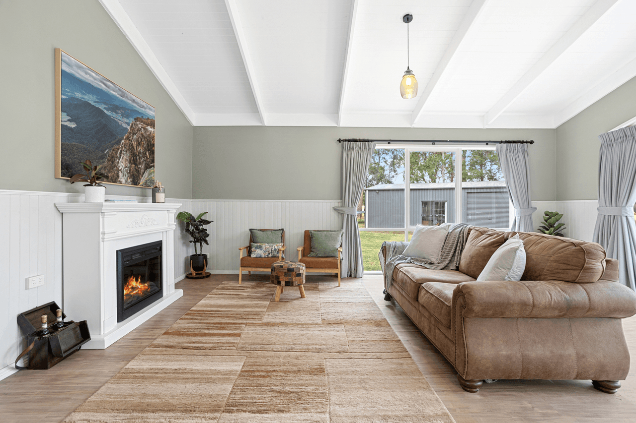 119 Feeneys Lane, BENLOCH, VIC 3435