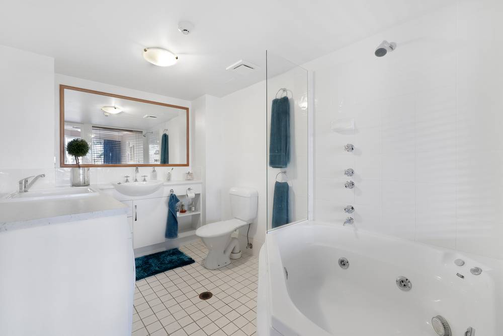 14/210-218 Surf Parade, Surfers Paradise, QLD 4217
