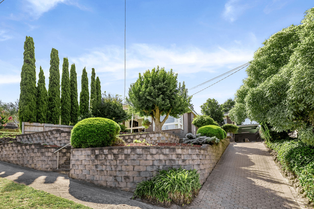 22 Scarlet Ash Drive, TEMPLESTOWE LOWER, VIC 3107