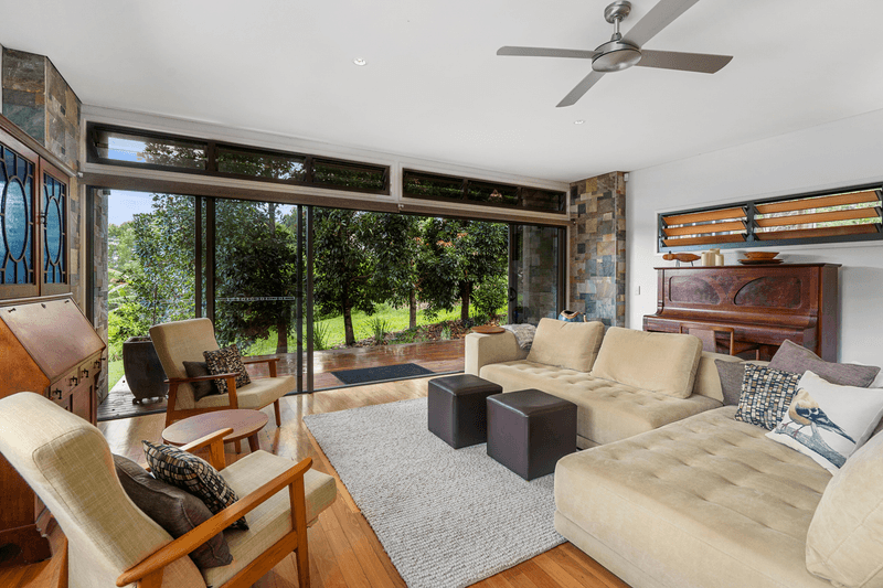 2 Yagoi Place, CURRUMBIN VALLEY, QLD 4223