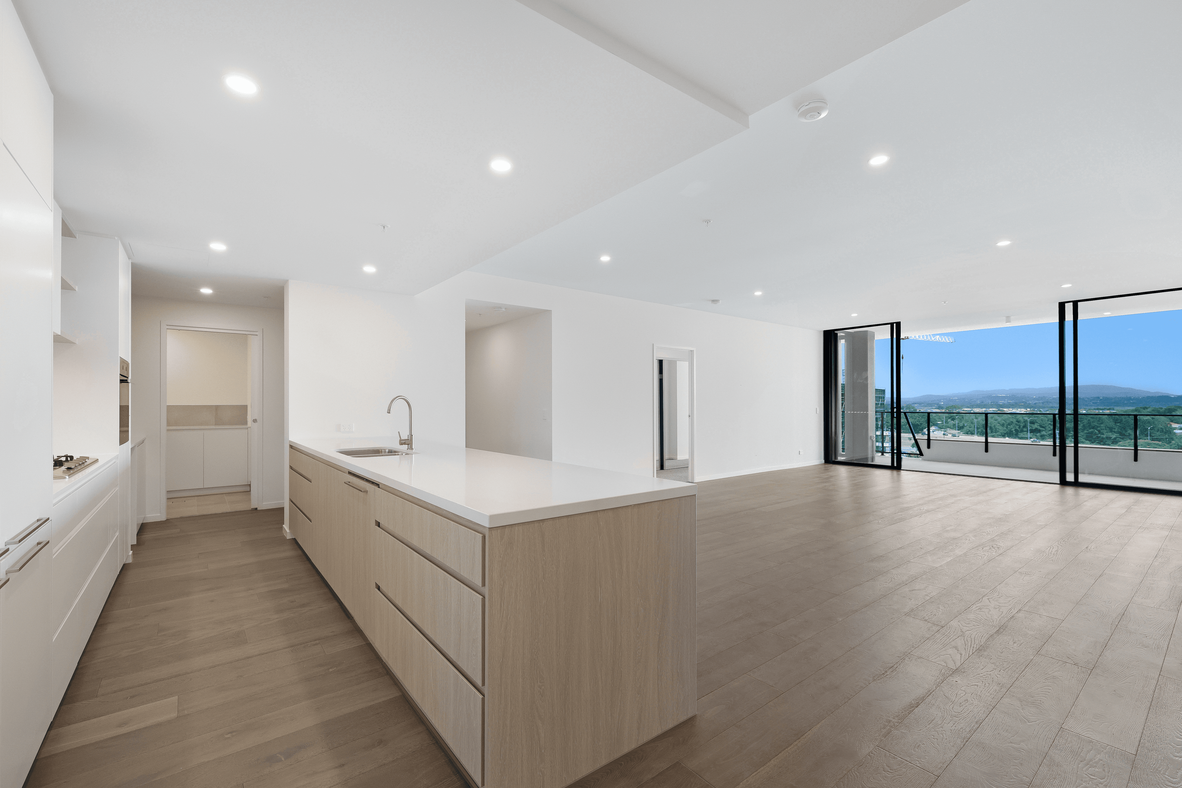 1802/6-8 Sickle Avenue, HOPE ISLAND, QLD 4212