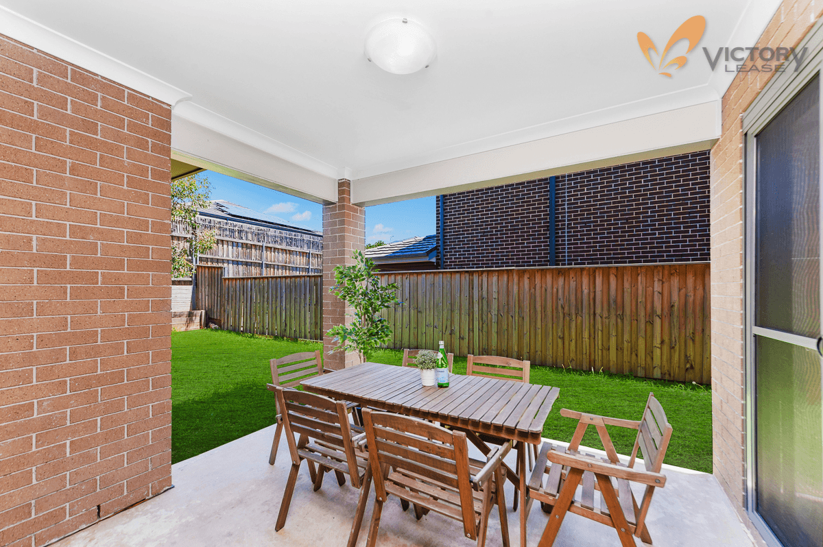 30 Cathedral Avenue, Minto, NSW 2566