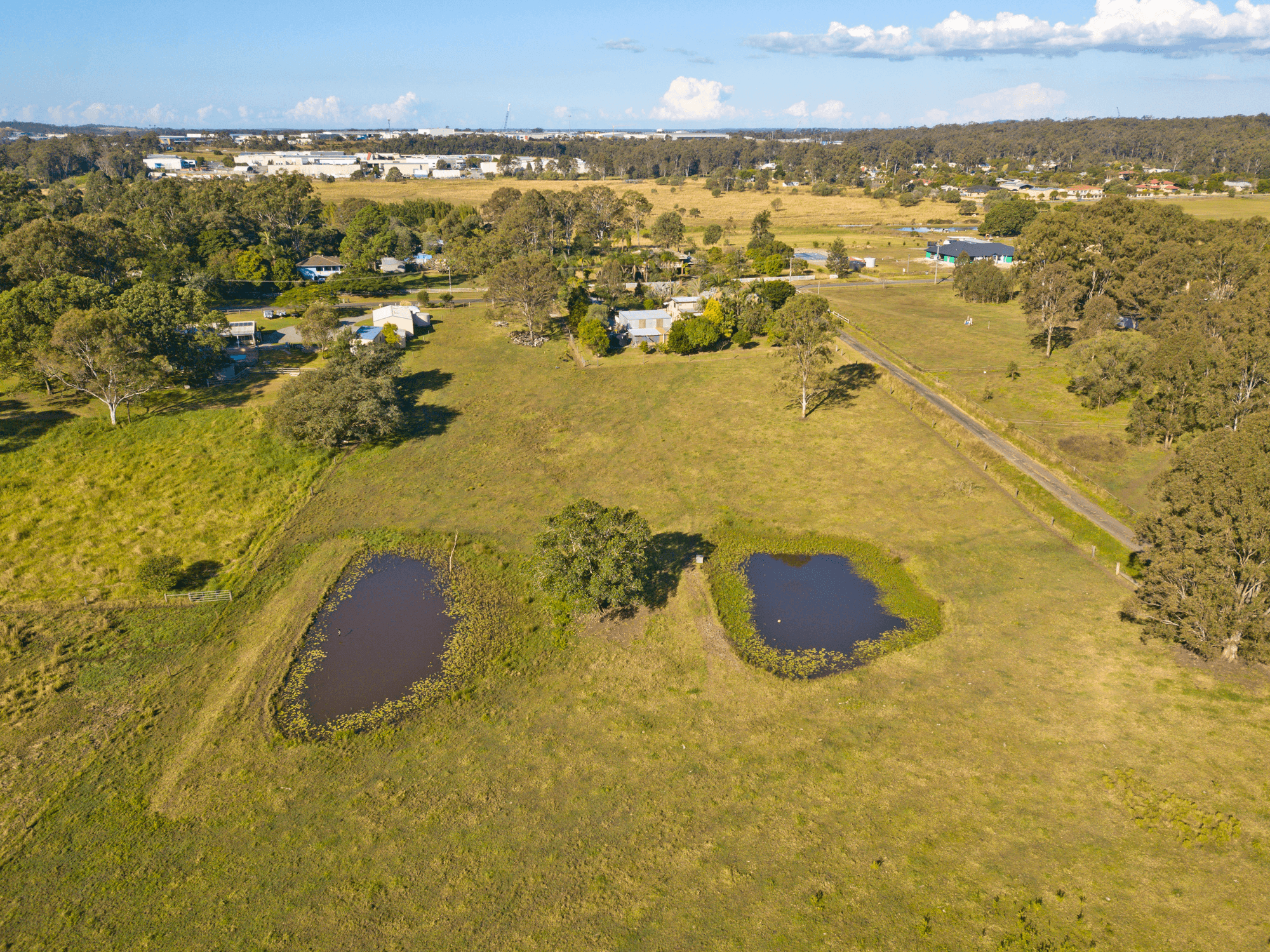 14-16 Ferguson Drive, YATALA, QLD 4207