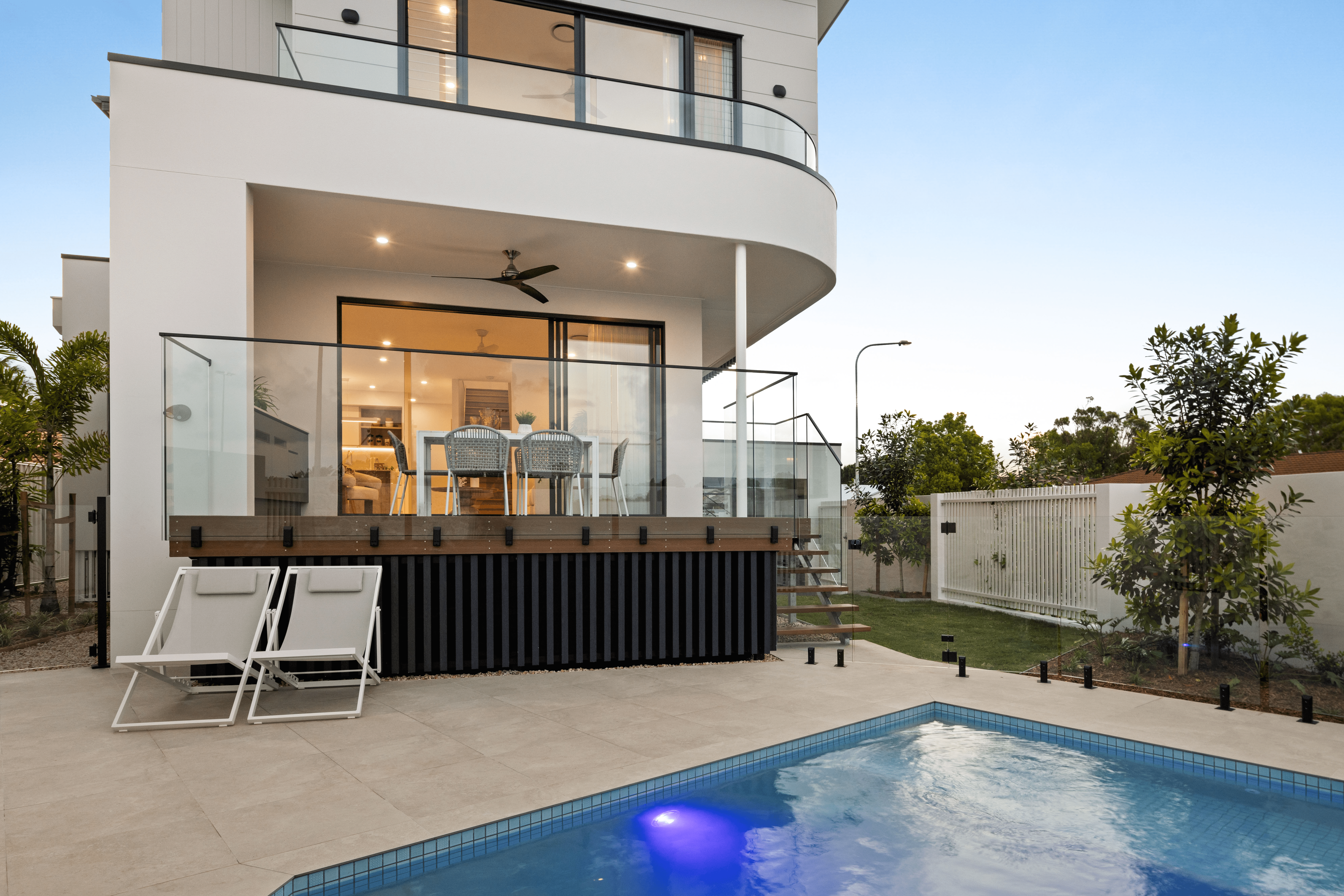 2 Spinebill Street, Burleigh Waters, QLD 4220