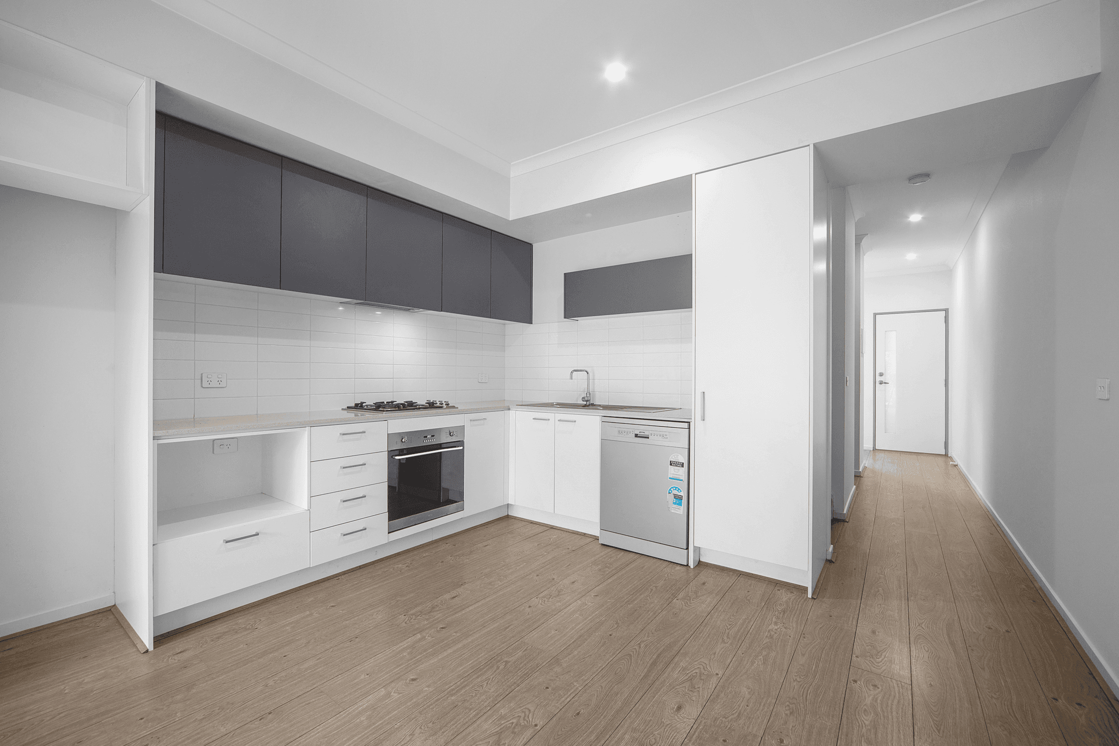 16 Pendant Walk, TRUGANINA, VIC 3029