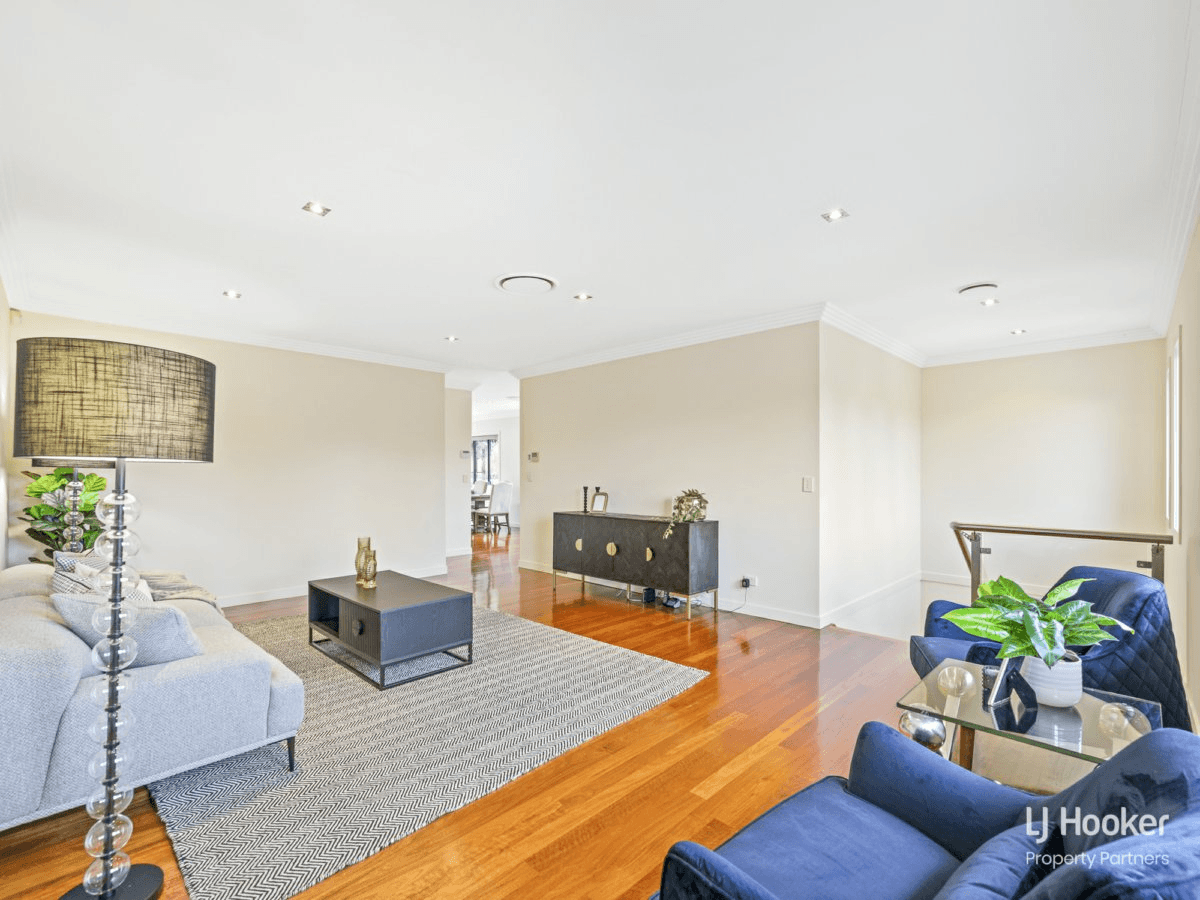 5 Monteith Street, ROBERTSON, QLD 4109