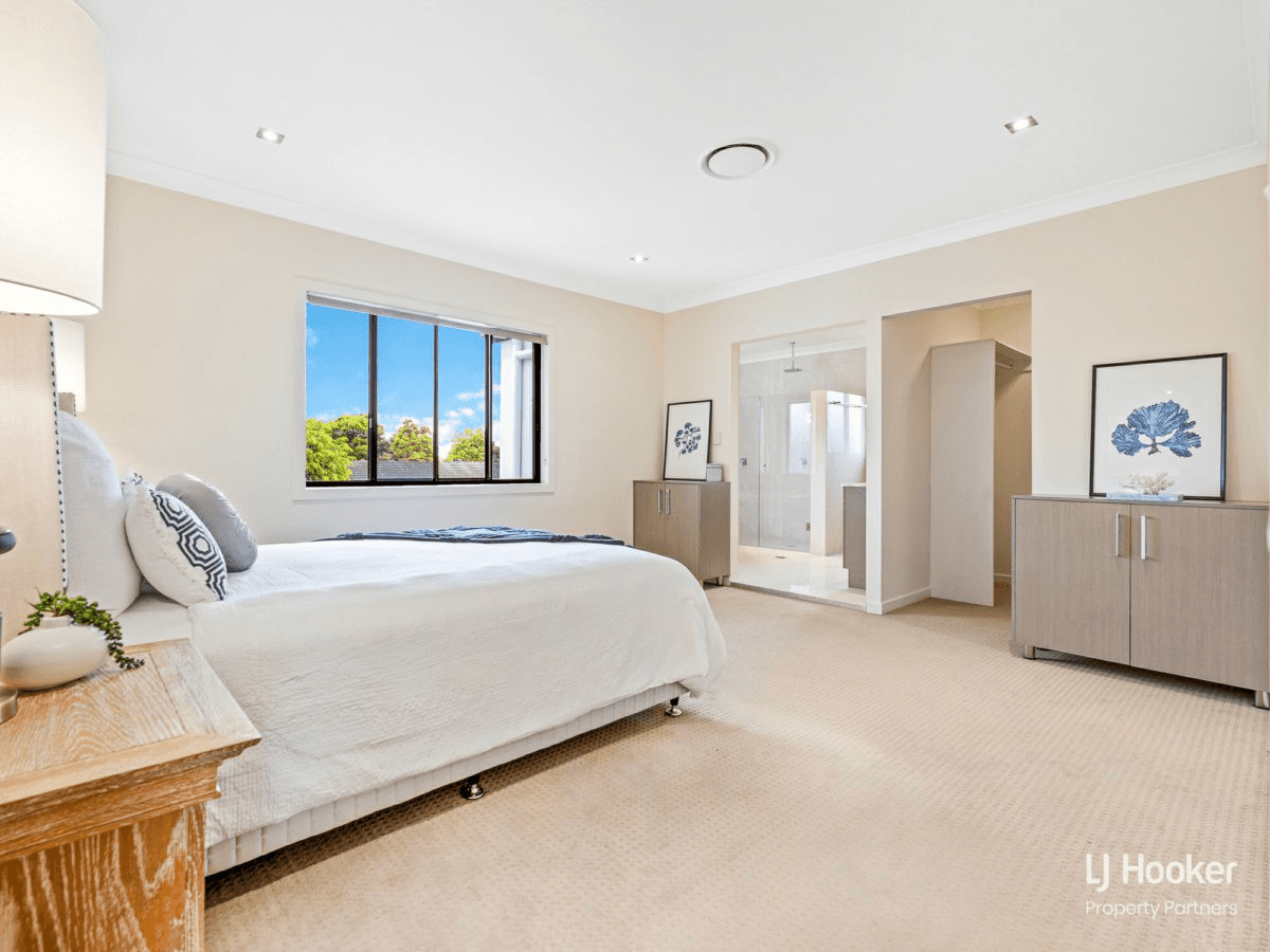 5 Monteith Street, ROBERTSON, QLD 4109