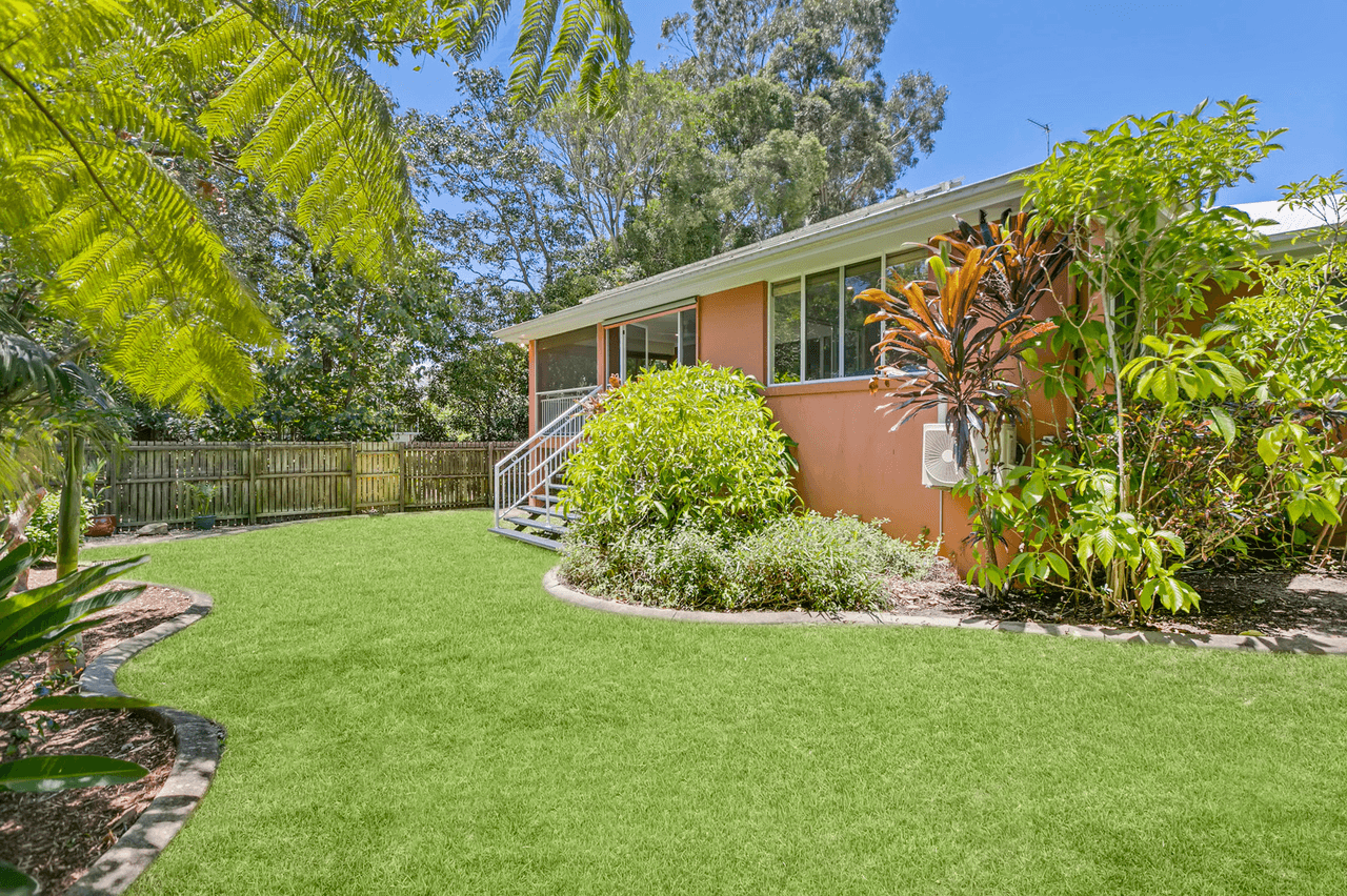 4 Carisbrook Court, Little Mountain, QLD 4551