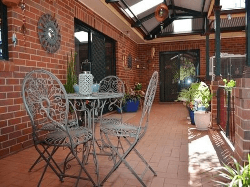 6 Poidevin Place, Dubbo, NSW 2830
