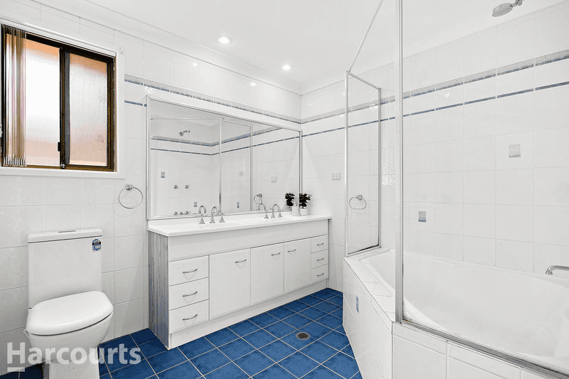 7 Ribbonwood Place, ALBION PARK RAIL, NSW 2527