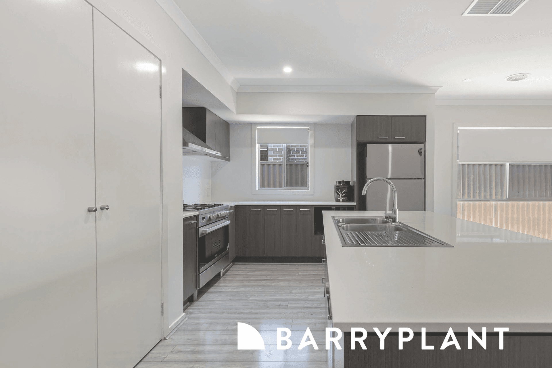 28 MacAlister Grove, Cobblebank, VIC 3338