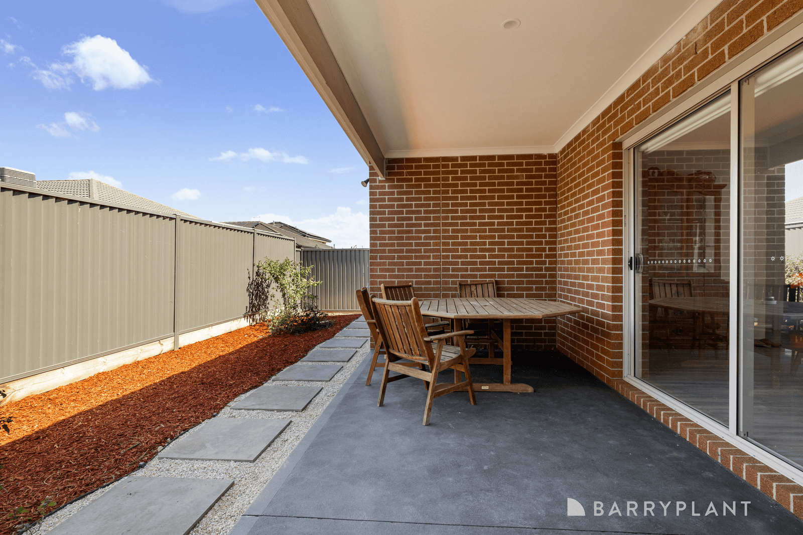 28 MacAlister Grove, Cobblebank, VIC 3338