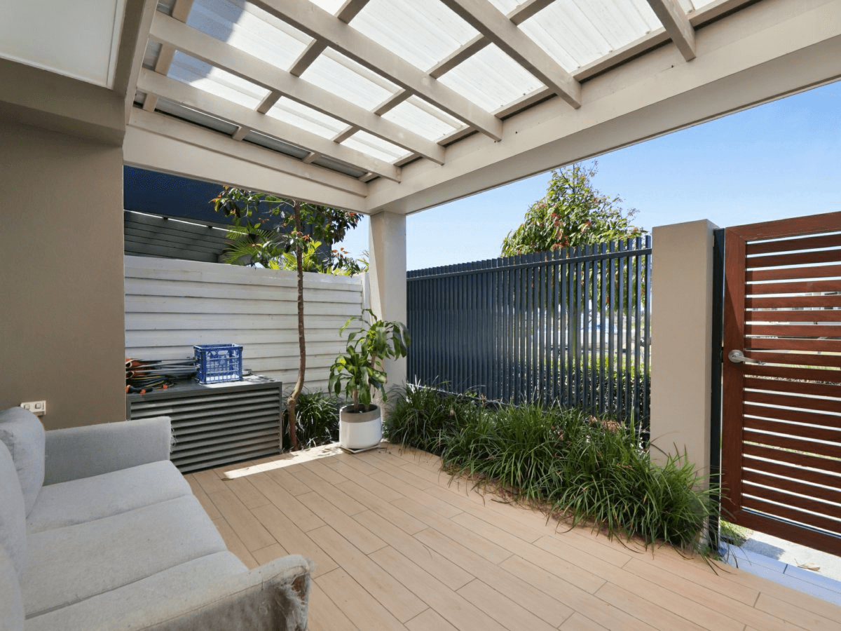 4/42 Stadium Drive, ROBINA, QLD 4226