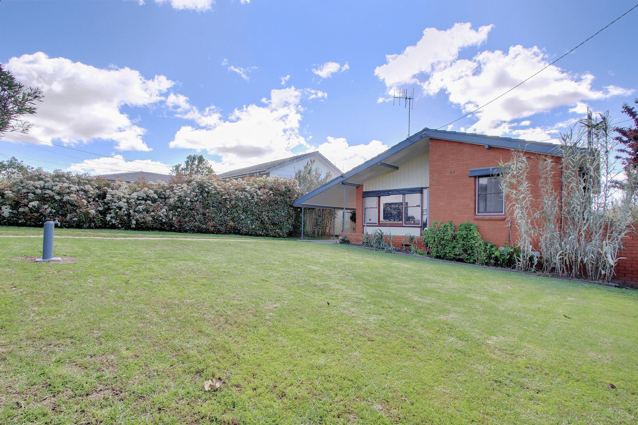 94 Cameron Rd, Karabar, NSW 2620