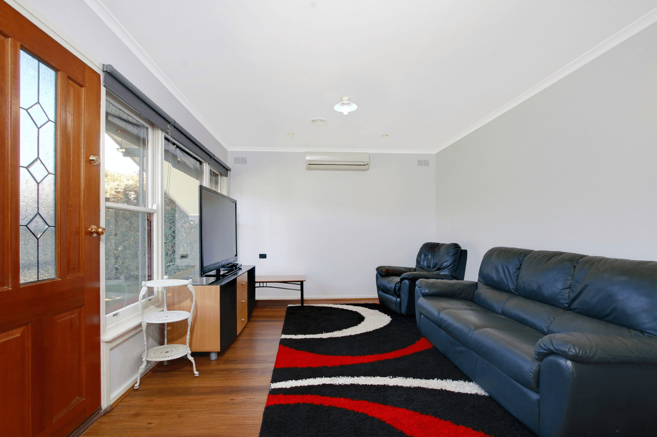 94 Cameron Rd, Karabar, NSW 2620