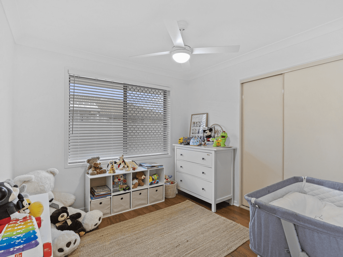 7 Schoolside Place, Bracken Ridge, QLD 4017