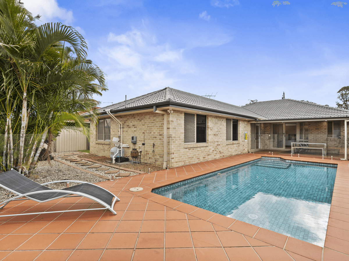 7 Schoolside Place, Bracken Ridge, QLD 4017