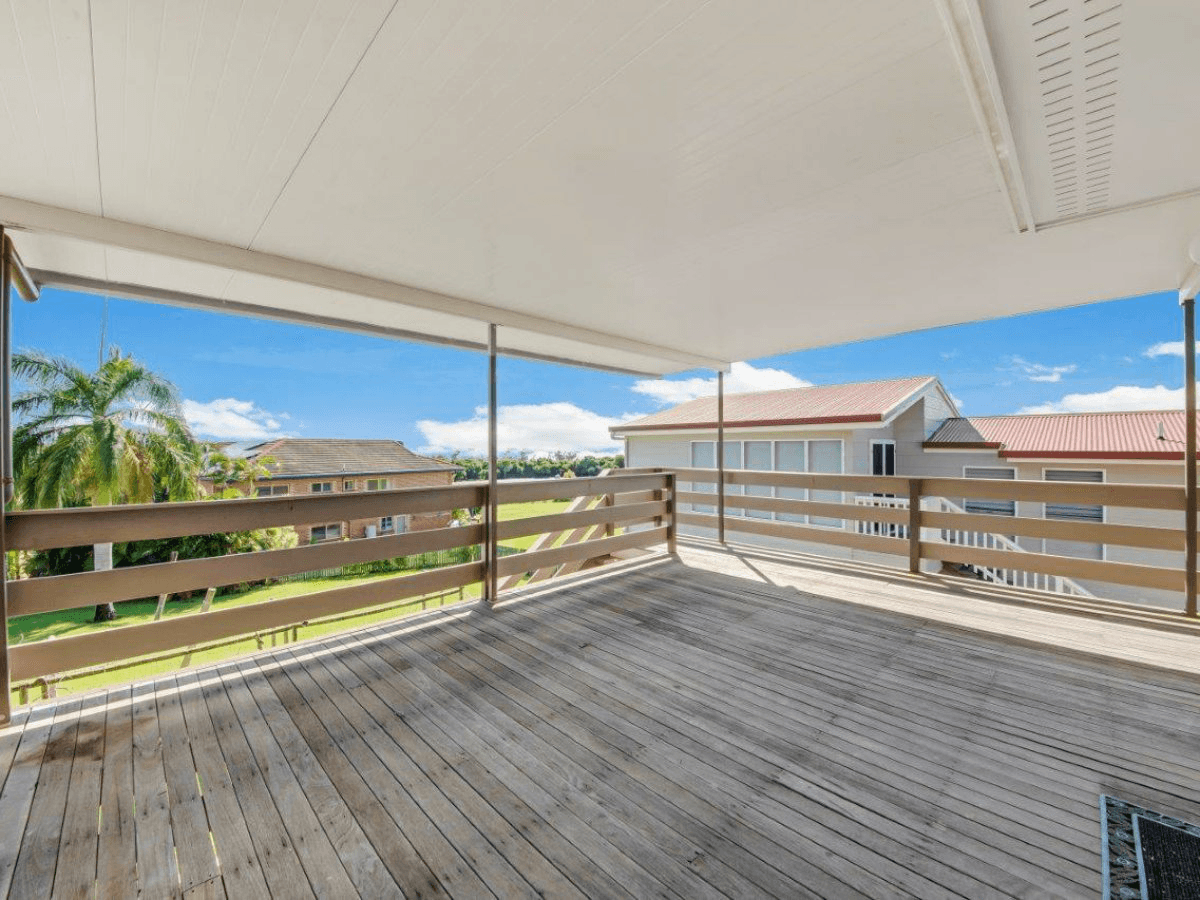 22 Margaret Street, TANNUM SANDS, QLD 4680