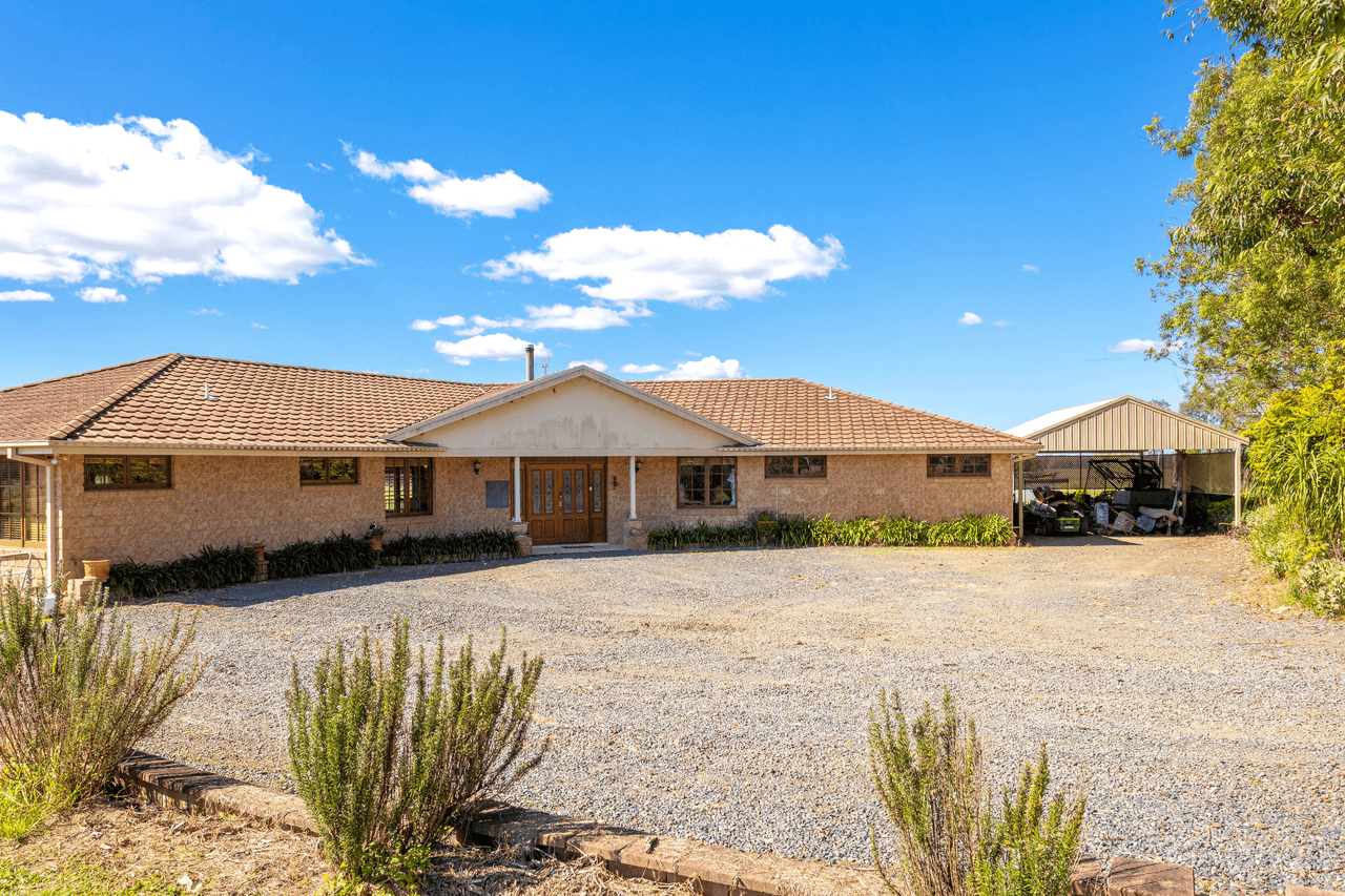 11 Roseleas Close, CUNDLETOWN, NSW 2430