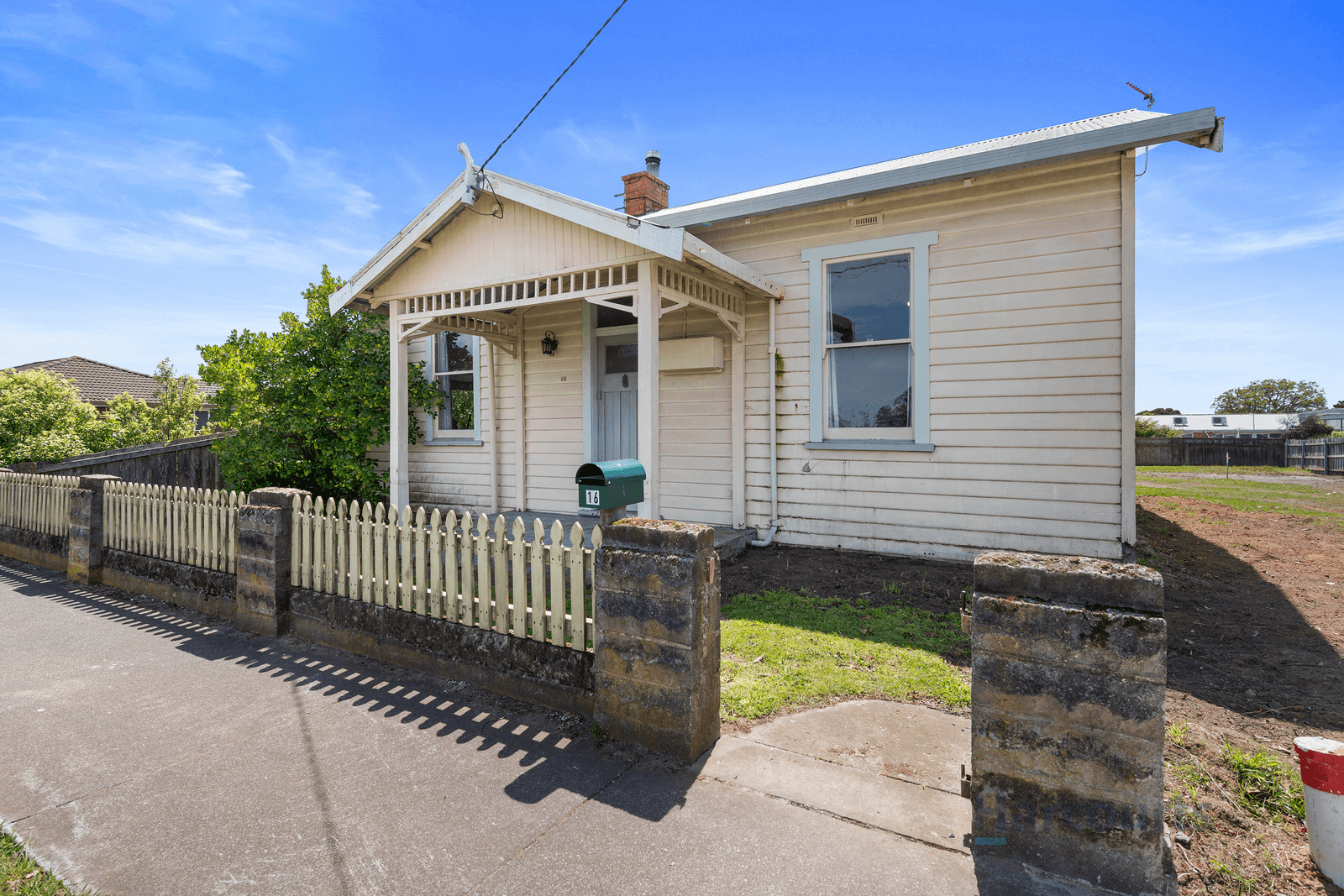 16 Nicholls Street, DEVONPORT, TAS 7310