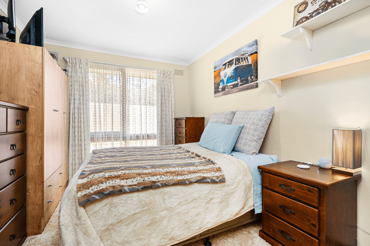 6 Cameron Crescent, LARA, VIC 3212