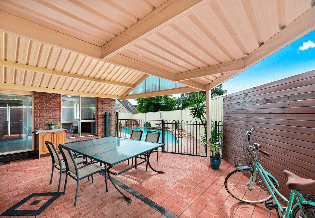 9 Diamontina Avenue, KEARNS, NSW 2558