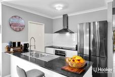 35 Gossan Circuit, YARRABILBA, QLD 4207