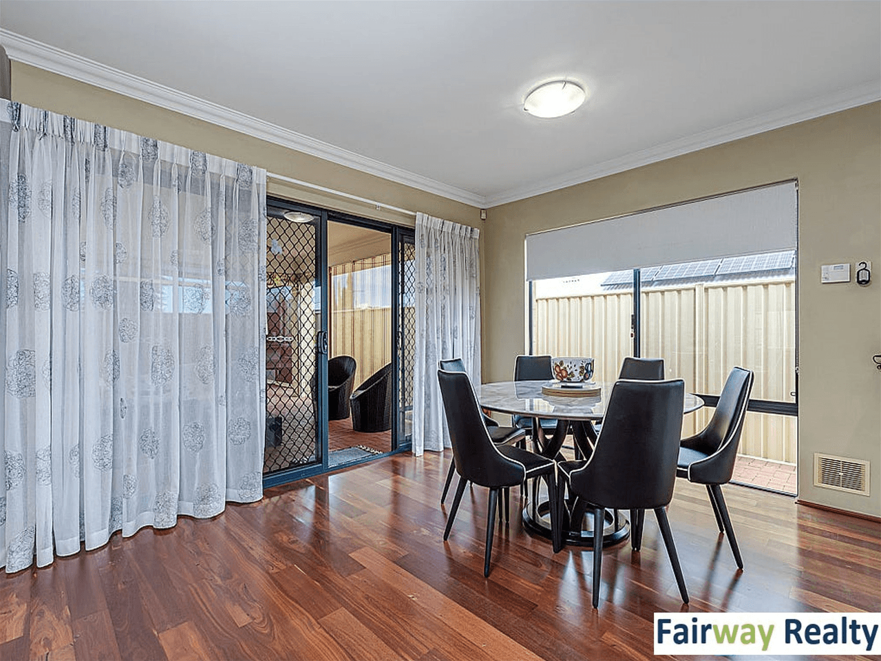 43 St Fillans Bend, WANNEROO, WA 6065